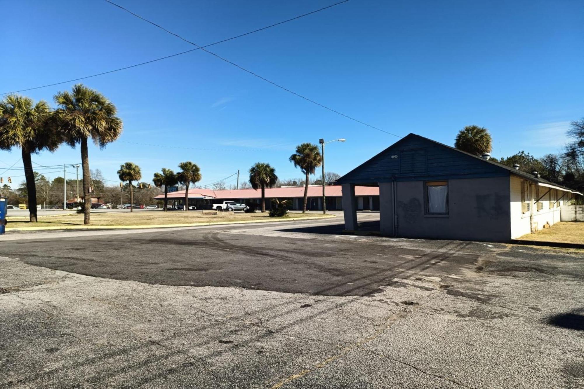 Crown Inn By Oyo Orangeburg Hwy 301 Exterior photo